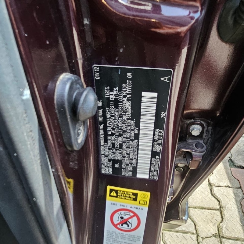 Neat Cheap Foreign Used Toyota Highlander 2012 for Sale In Lagos image