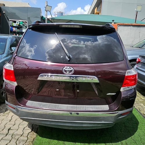 Neat Cheap Foreign Used Toyota Highlander 2012 for Sale In Lagos