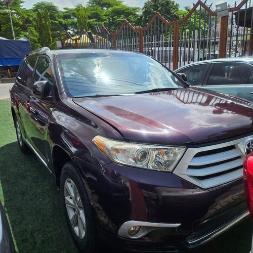 Neat Cheap Foreign Used Toyota Highlander 2012 for Sale In Lagos