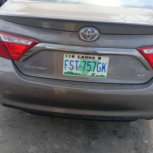 Neat Cheap Registered Toyota Camry 2016 for Sale In Lagos