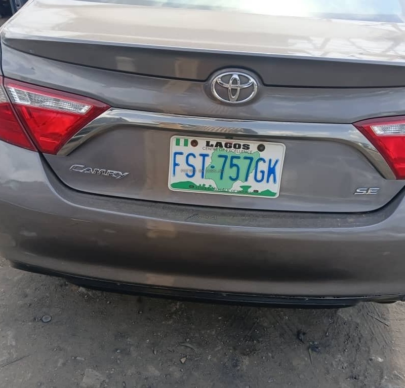 Neat Cheap Registered Toyota Camry 2016 for Sale In Lagos image
