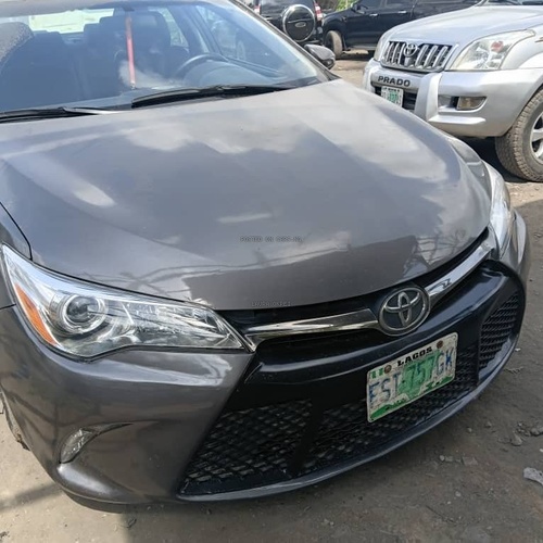 Neat Cheap Registered Toyota Camry 2016 for Sale In Lagos