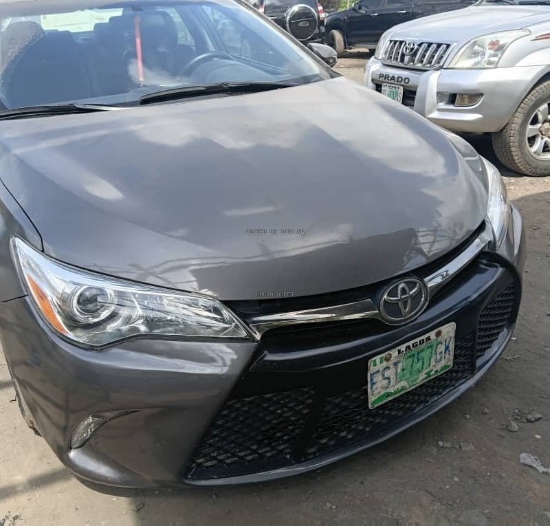 Neat Cheap Registered Toyota Camry 2016 for Sale In Lagos image