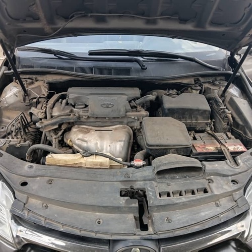 Neat Cheap Registered Toyota Camry 2016 for Sale In Lagos