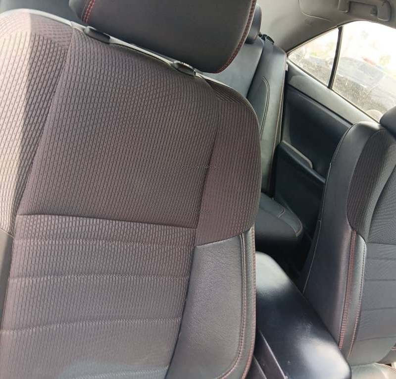Neat Cheap Registered Toyota Camry 2016 for Sale In Lagos image