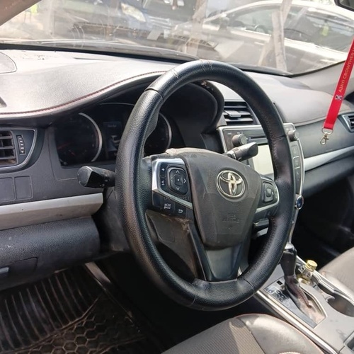 Neat Cheap Registered Toyota Camry 2016 for Sale In Lagos