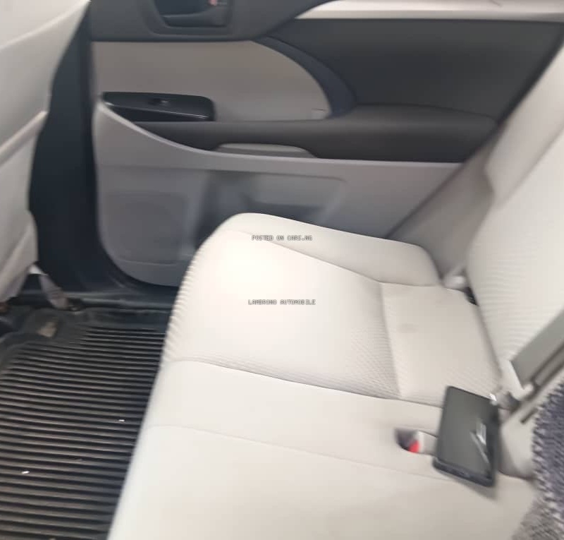 Cheap Newly Registered Toyota Highlander 2018 image