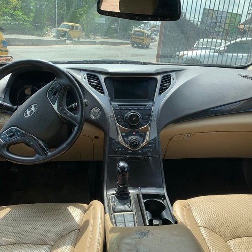 Neat Cheap Foreign Used Hyundai Azera 2012 for Sale In Lagos