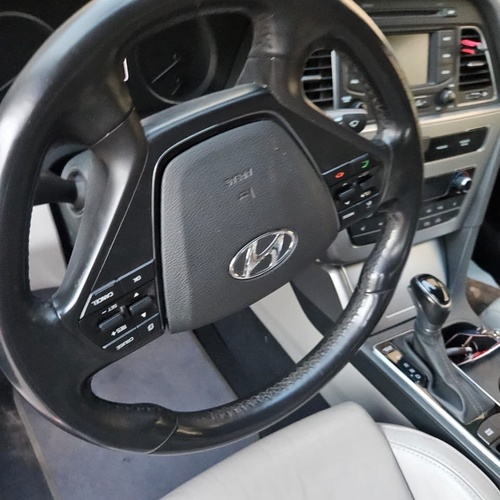 Neat Cheap Foreign Used Hyundai Sonata 2016 for Sale In Lagos 