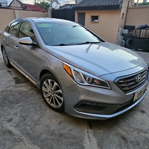 Neat Cheap Foreign Used Hyundai Sonata 2016 for Sale In Lagos 