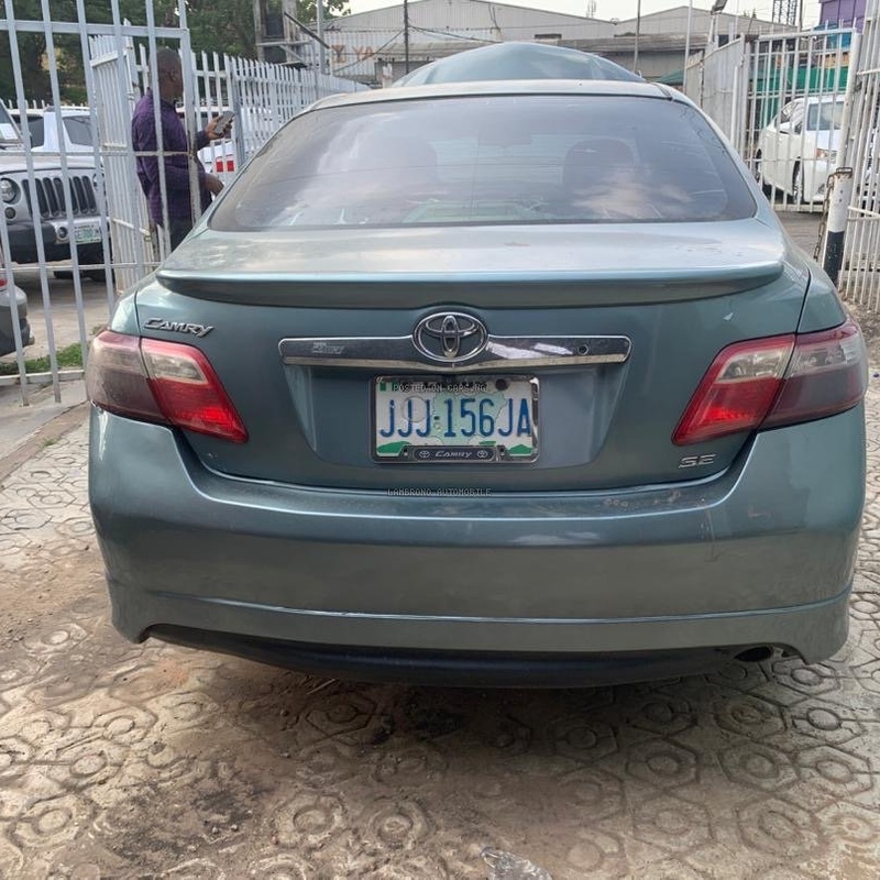 Neat Cheap Registered Toyota Camry Sports 2007 image