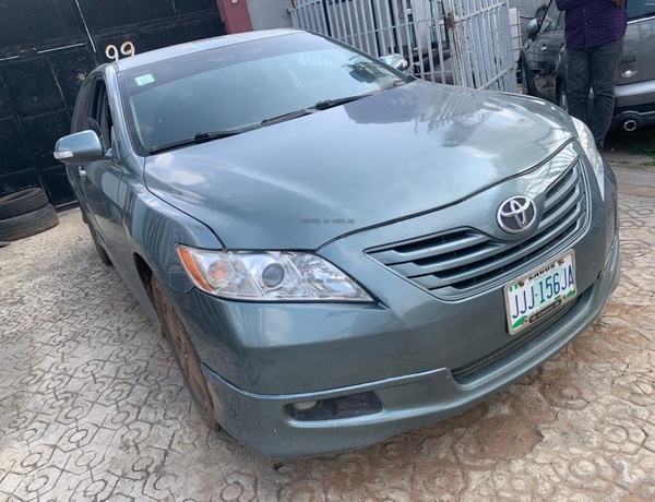 Neat Cheap Registered Toyota Camry Sports 2007