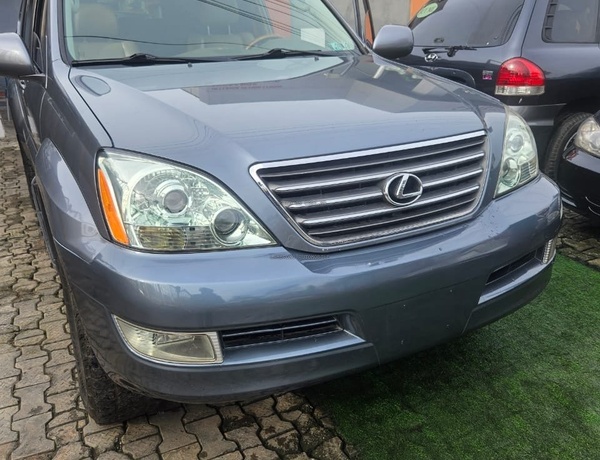 Neat Foreign Used Lexus Gx470 2005 for Sale In Lagos