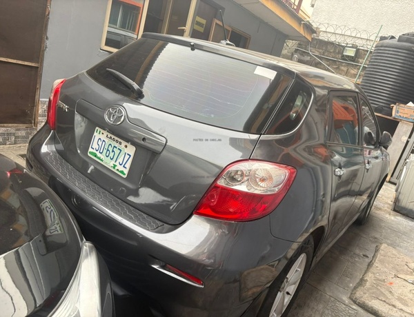 Registered Toyota Matrix 2008 for Sale In Lagos
