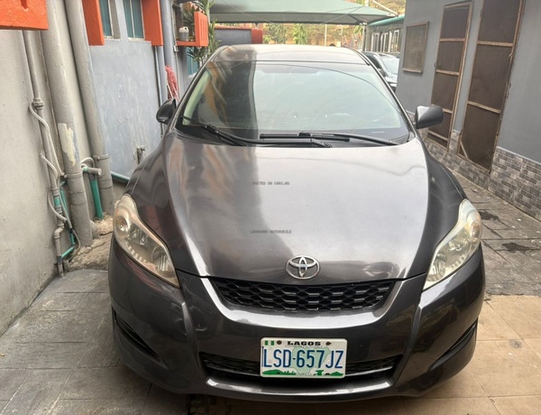 Registered Toyota Matrix 2008 for Sale In Lagos