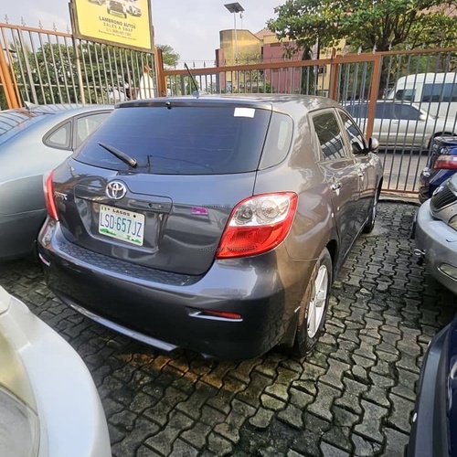 Registered Toyota Matrix 2008 for Sale In Lagos