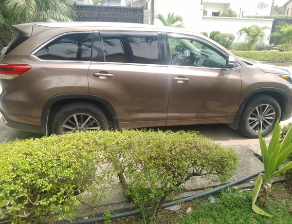 Toyota Highlander 2017 for Sale In Lagos