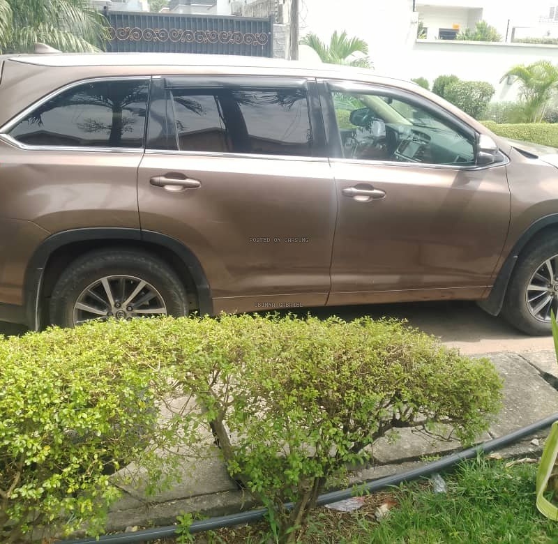 Toyota Highlander 2017 for Sale In Lagos image