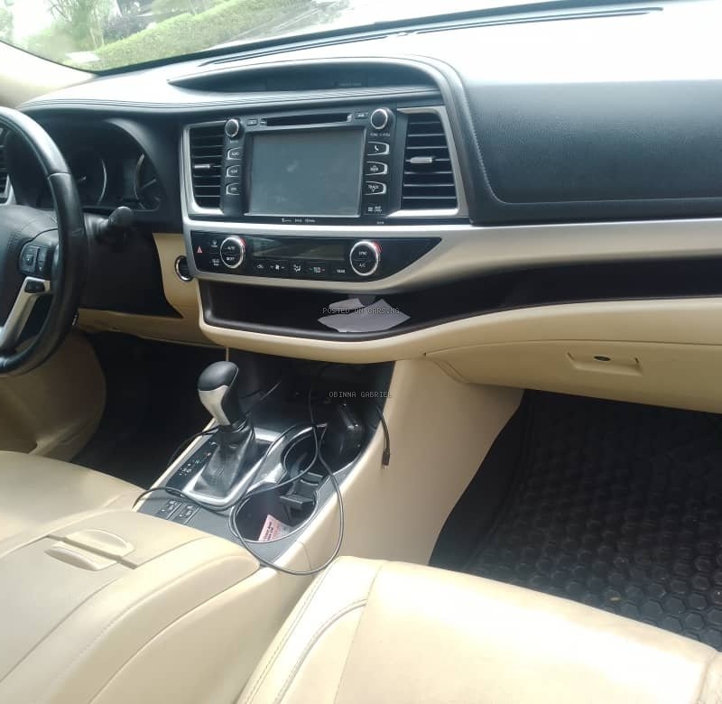 Toyota Highlander 2017 for Sale In Lagos image