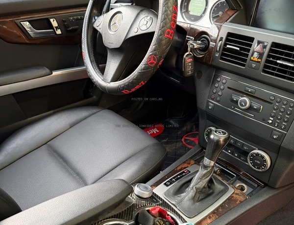 Mercedes Benz GLK350 2010 for Sale In Benin