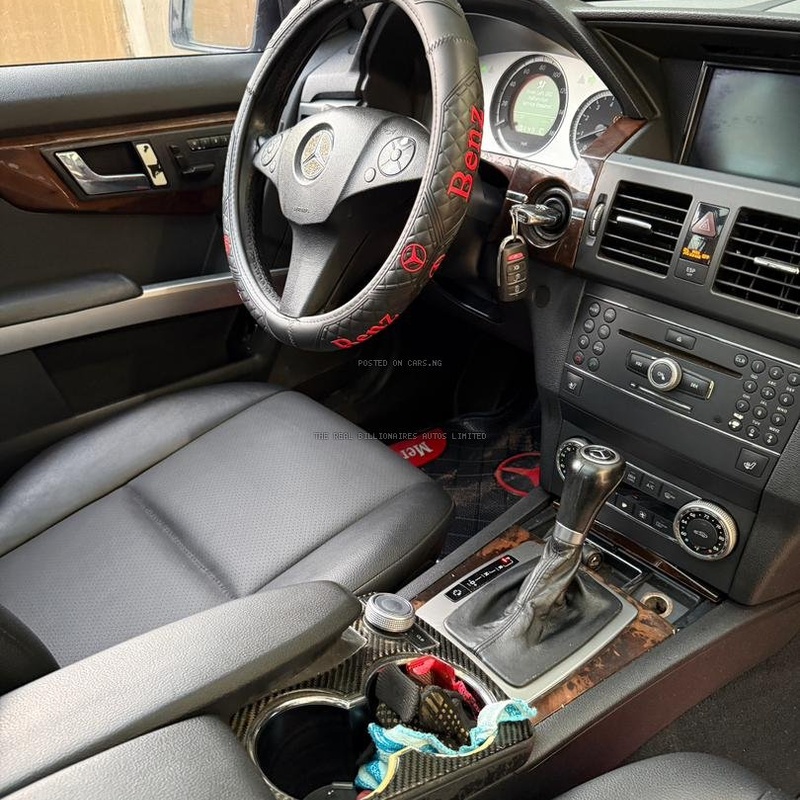 Mercedes Benz GLK350 2010 for Sale In Benin image
