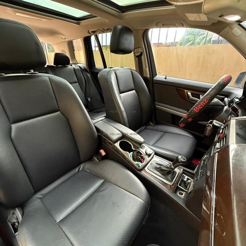 Mercedes Benz GLK350 2010 for Sale In Benin image