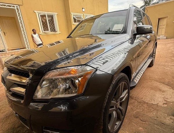 Mercedes Benz GLK350 2010 for Sale In Benin