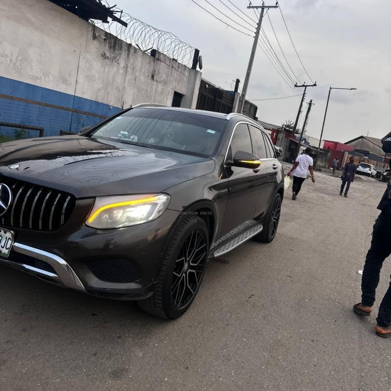 Foreign Used Mercedes Benz GLC 300 2017 for Sale In Lagos image