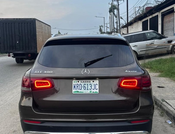 Foreign Used Mercedes Benz GLC 300 2017 for Sale In Lagos