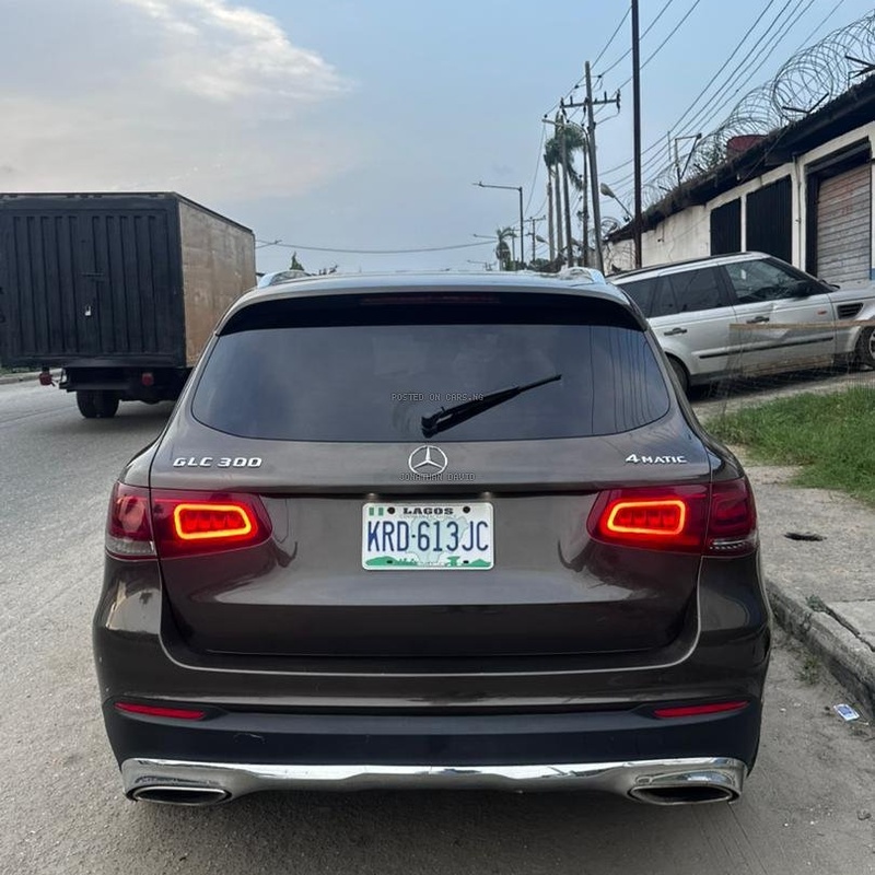 Foreign Used Mercedes Benz GLC 300 2017 for Sale In Lagos image