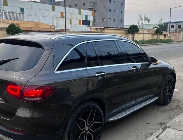 Foreign Used Mercedes Benz GLC 300 2017 for Sale In Lagos