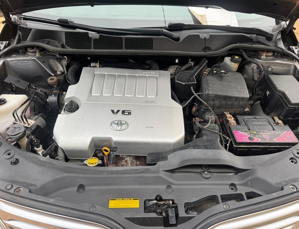 Foreign Used Toyota Venza 2012 fullest option, Accident Free