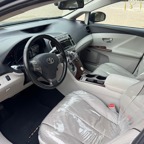 Foreign Used Toyota Venza 2012 fullest option, Accident Free