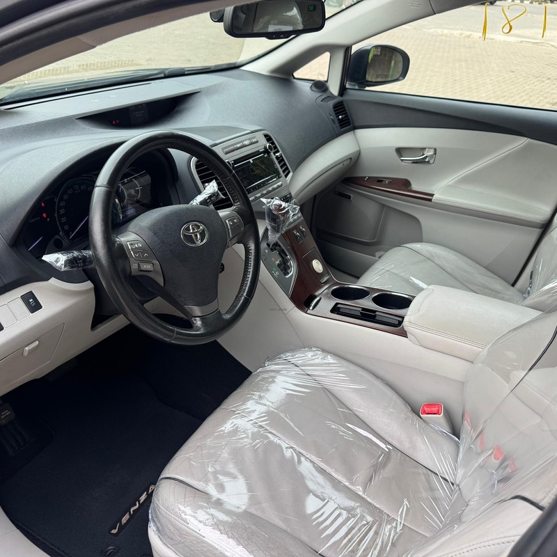 Foreign Used Toyota Venza 2012 fullest option, Accident Free image