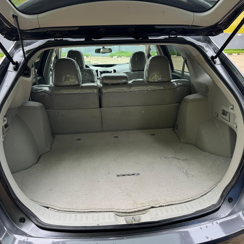 Foreign Used Toyota Venza 2012 fullest option, Accident Free image