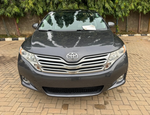 Foreign Used Toyota Venza 2012 fullest option, Accident Free