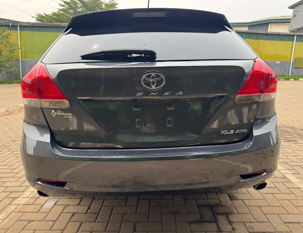 Foreign Used Toyota Venza 2012 fullest option, Accident Free