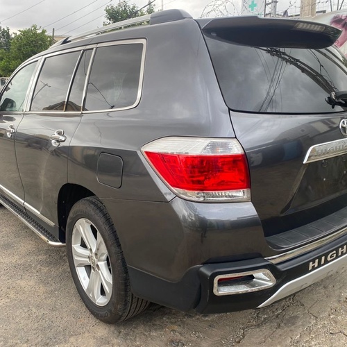 Toyota Highlander Limited 2012 in Lagos