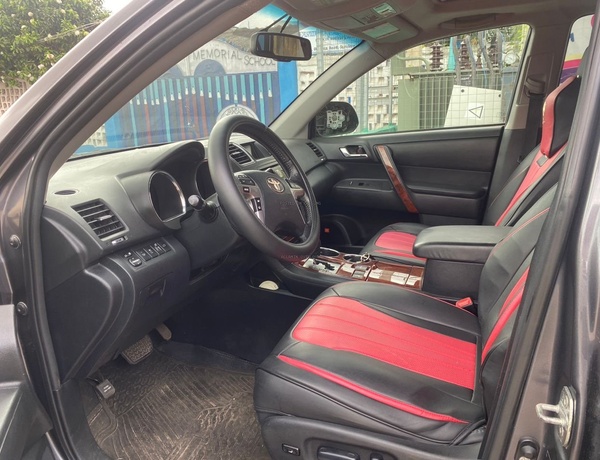 Toyota Highlander Limited 2012 in Lagos