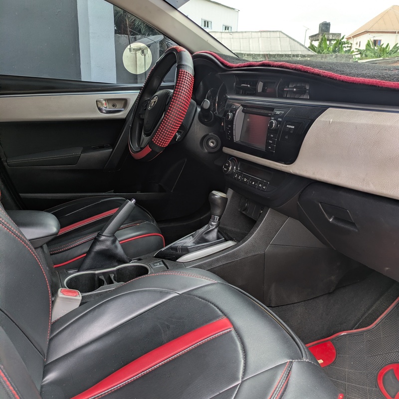 Nigerian Used Toyota Corolla 2014 for Sale in Lagos image