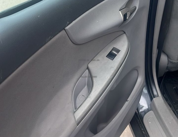 TOYOTA COROLLA 2009 FOR SALE IN LAGOS 