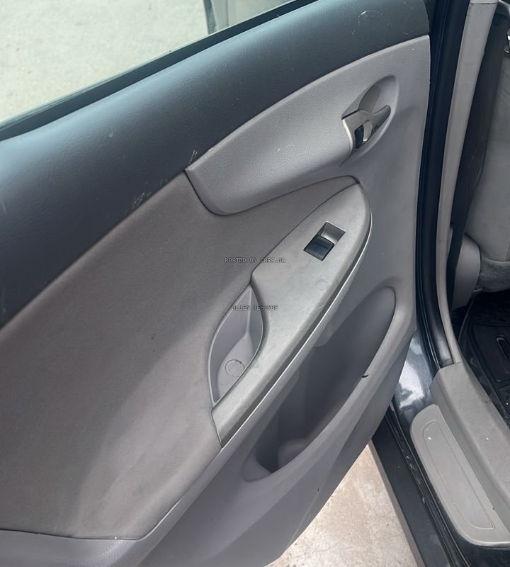 TOYOTA COROLLA 2009 FOR SALE IN LAGOS  image