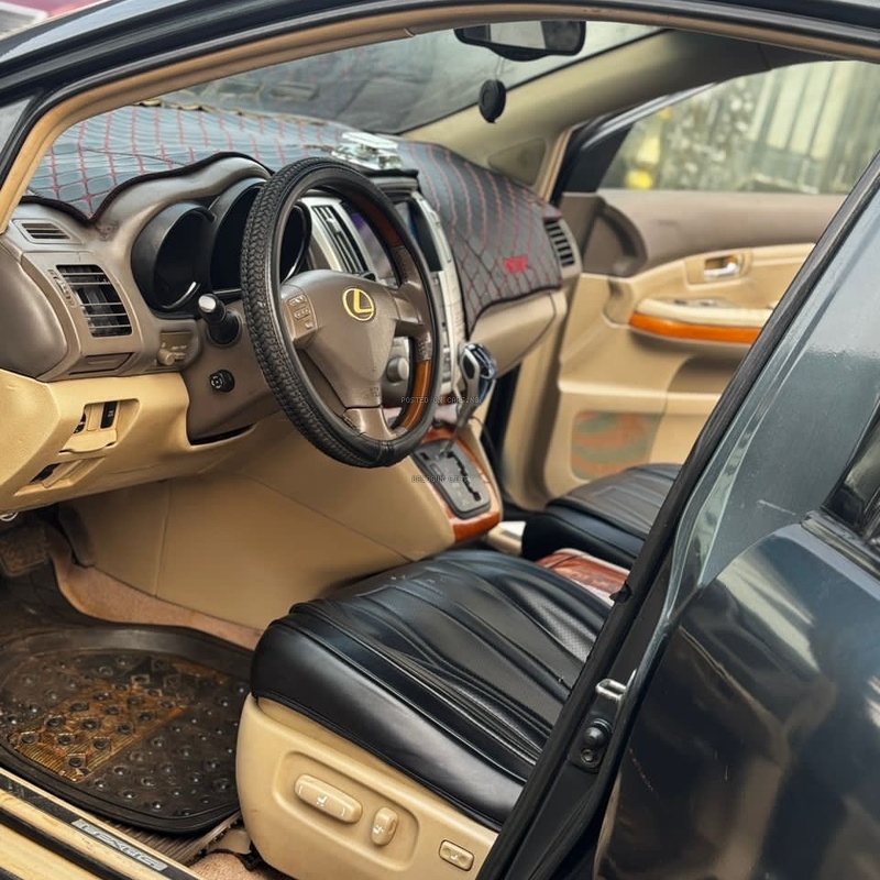 Lexus RX 330 2004  for Sale In Benin City image