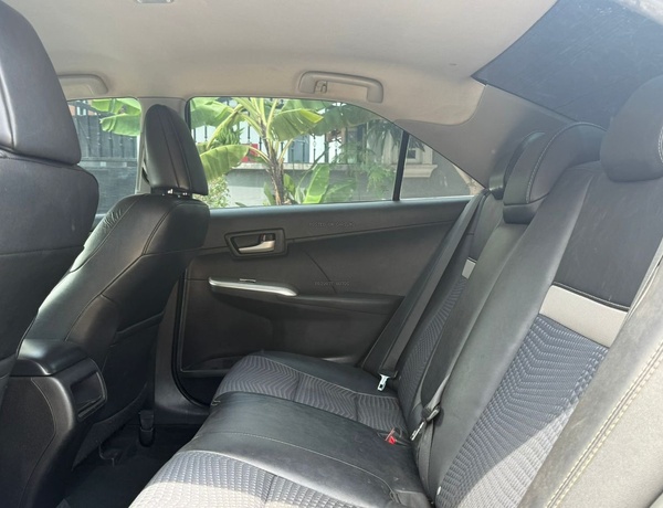 Toyota Camry SE 2013 for Sale In Lagos