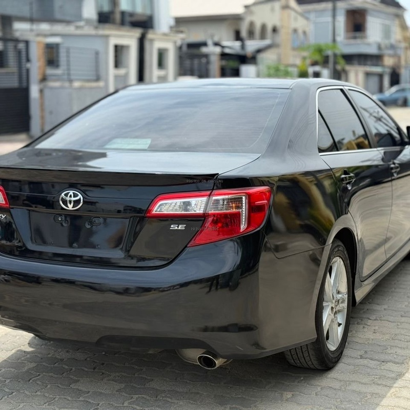 Toyota Camry SE 2013 for Sale In Lagos image