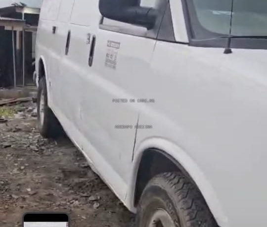 Super Clean 2010 Chevrolet Express Van – Work & Travel!