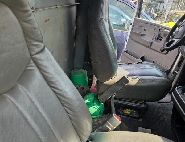 Super Clean 2010 Chevrolet Express Van – Work & Travel!