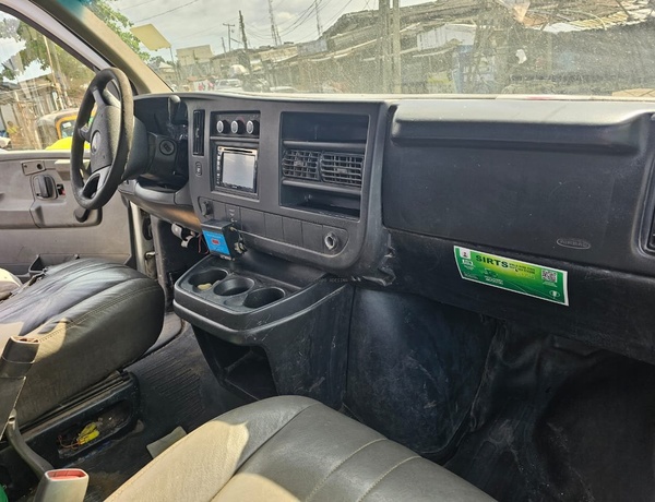 Super Clean 2010 Chevrolet Express Van – Work & Travel!