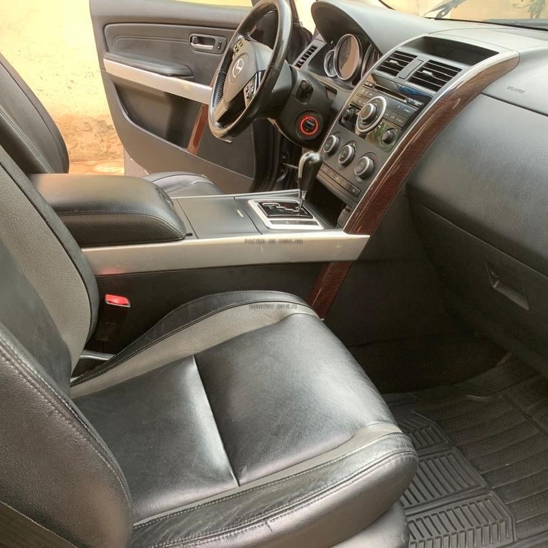 Nigerian Used 2009 Mazda CX9 for Sale In Lagos image