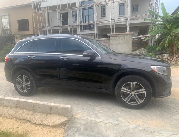 Mercedes Benz GLC 300, 2017 model for sale